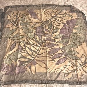 Liz Claiborne Tropical Scarf in Muted Green & Purple